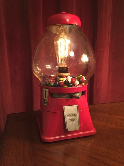 Gumboil machine lamp with Edison bulbs